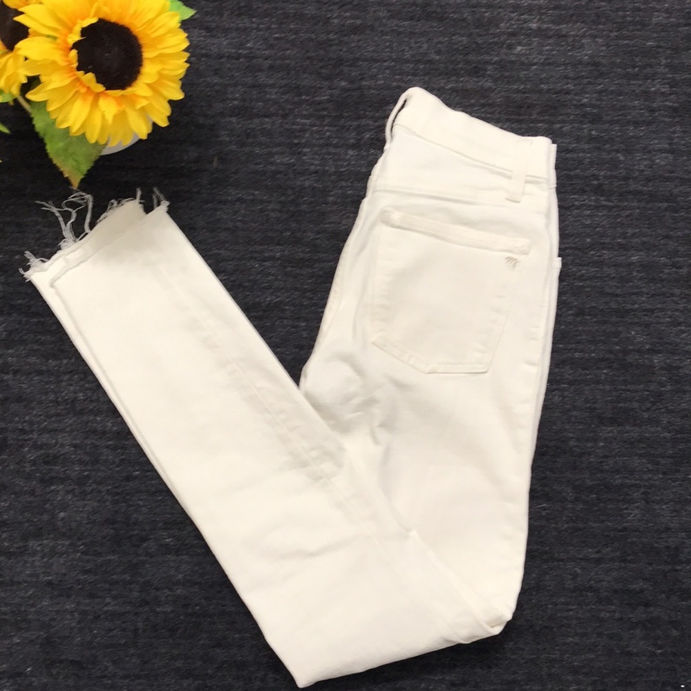 Madewell Tall 9" High-Rise Skinny Jeans in Pure White - Picture 7 of 7